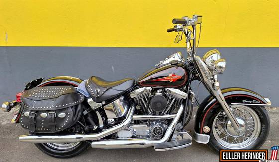 HARLEY-DAVIDSON SOFTAIL HERITAGE CLASSIC 